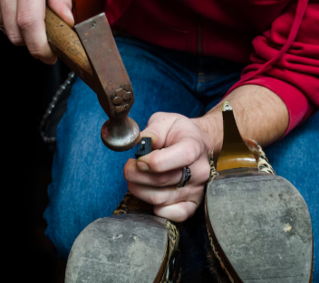 Naprawa Obcasów Szewc Miasteczko Śląskie